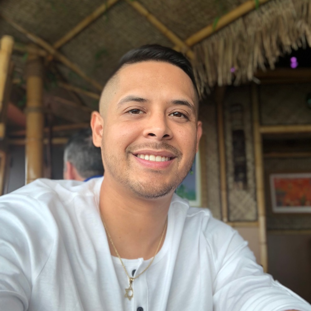 Meet your Posher, Gustavo